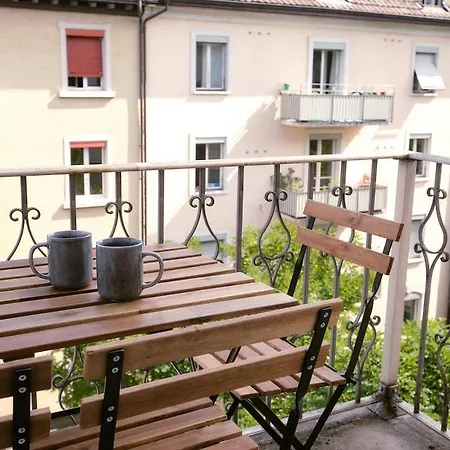Modern With Balcony - Limmatplatz * Zurigo